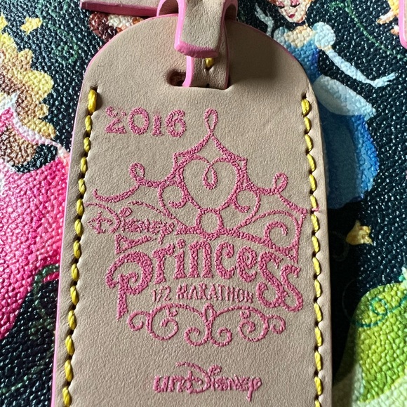 Rare Dooney & Bourke 2016 runDisney Princess Marathon Disney Tote Shopper - Picture 12 of 12